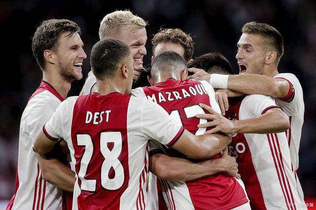 中国职工羽毛球指导员培训班及系列赛在广东南沙落幕