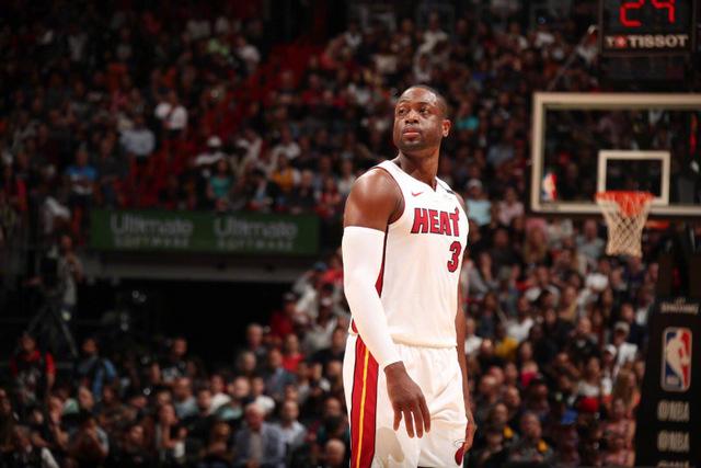 郭艾伦自曝感染新冠 腿部训练中出现严重拉伤